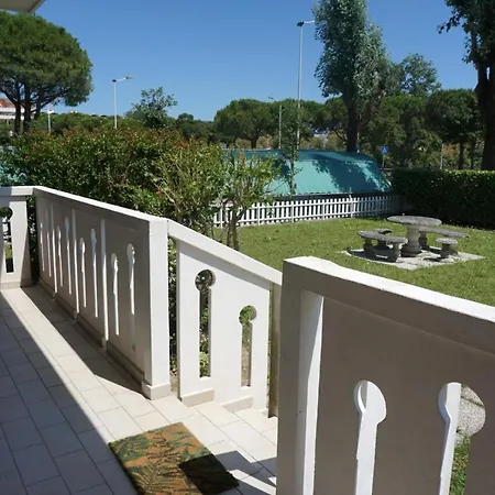 Homely For Up To 6 Guests With Pool * Porto Santa Margherita di Caorle