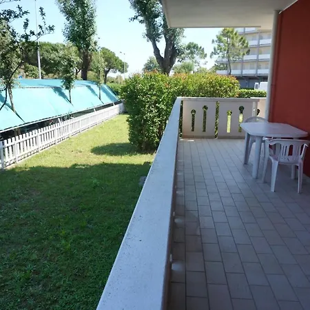 Homely For Up To 6 Guests With Pool * Porto Santa Margherita di Caorle